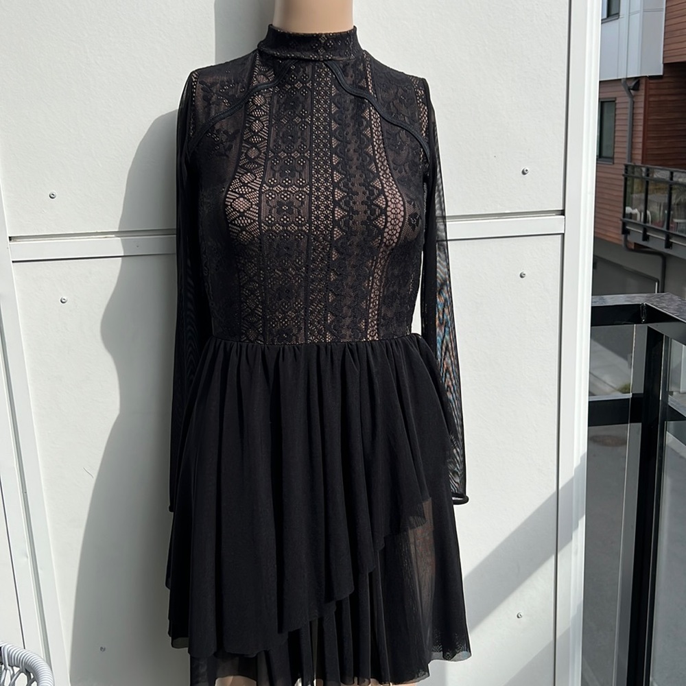 Mesh lace sheer dress size US small